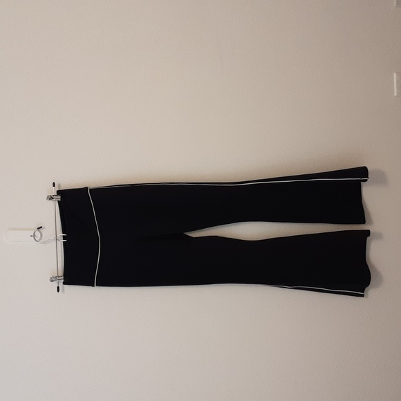 Eleven by Venus Williams - Sports Bra & Leggings - Picture 12 of 17